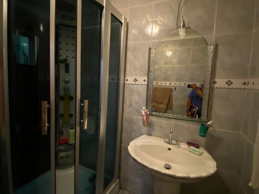 3 Bedroom Property for Sale in Lenasia South Gauteng