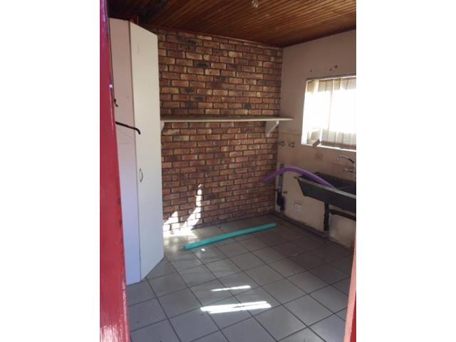 4 Bedroom Property for Sale in Birchleigh North Gauteng