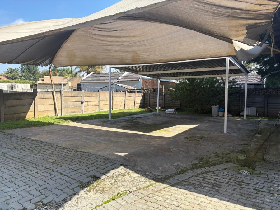 To Let 2 Bedroom Property for Rent in Randhart Gauteng