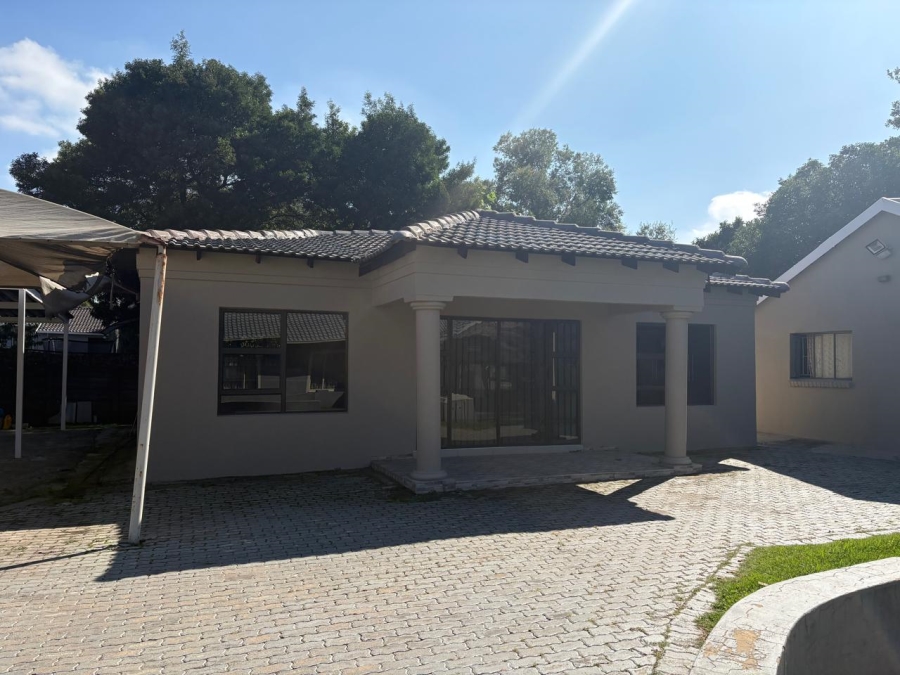 To Let 2 Bedroom Property for Rent in Randhart Gauteng