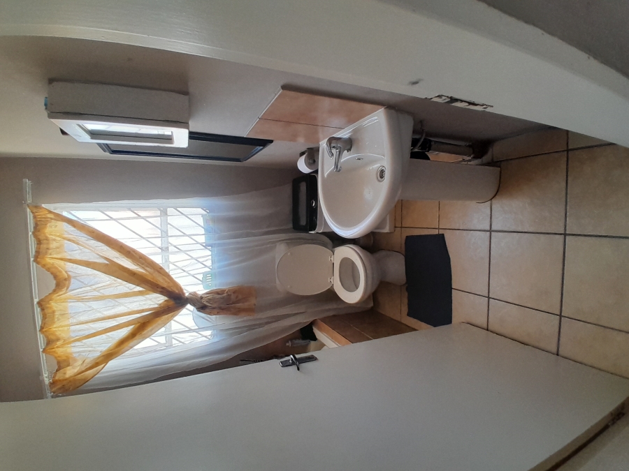 To Let 1 Bedroom Property for Rent in Kagiso Gauteng