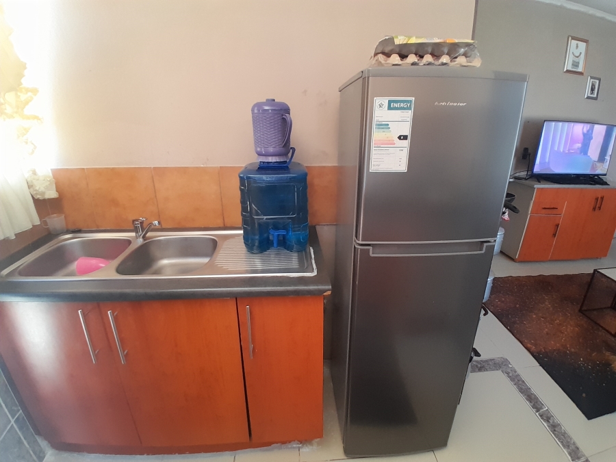 To Let 1 Bedroom Property for Rent in Kagiso Gauteng