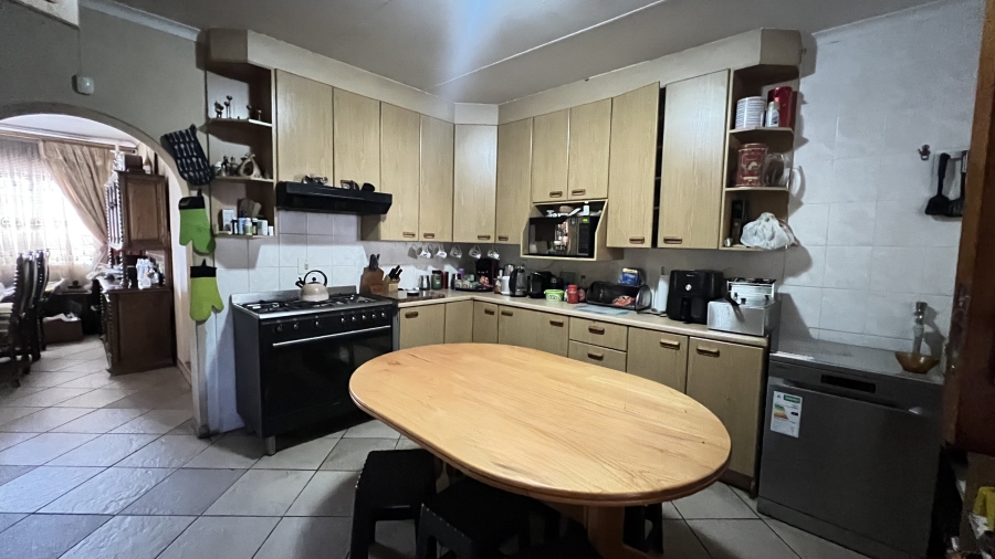 4 Bedroom Property for Sale in Randpoort Gauteng