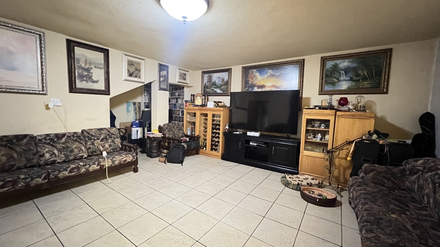 4 Bedroom Property for Sale in Randpoort Gauteng