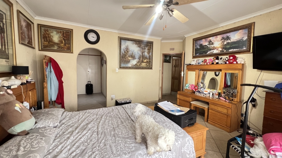 4 Bedroom Property for Sale in Randpoort Gauteng