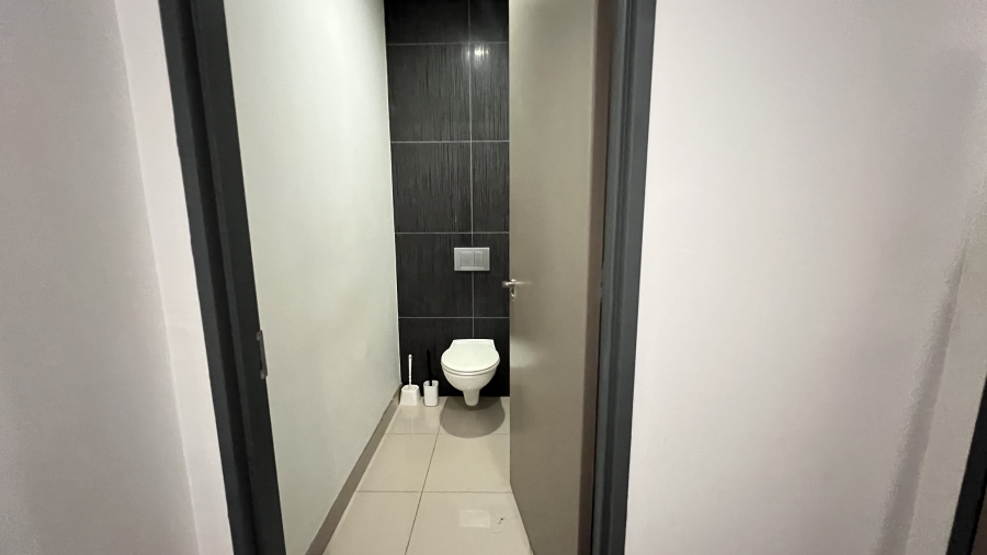 Commercial Property for Sale in Chartwell Gauteng