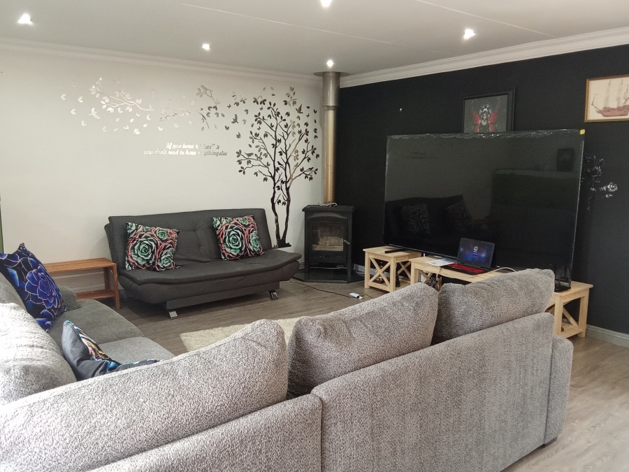 4 Bedroom Property for Sale in Wilro Park Gauteng