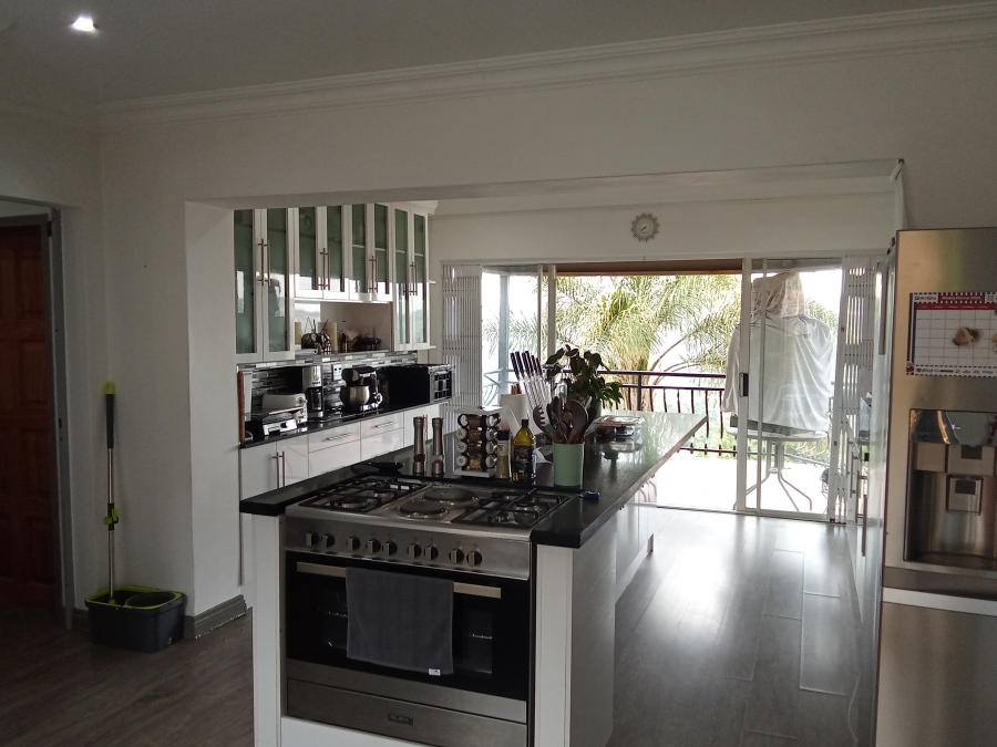 4 Bedroom Property for Sale in Wilro Park Gauteng