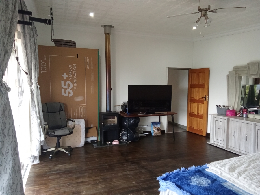 4 Bedroom Property for Sale in Wilro Park Gauteng