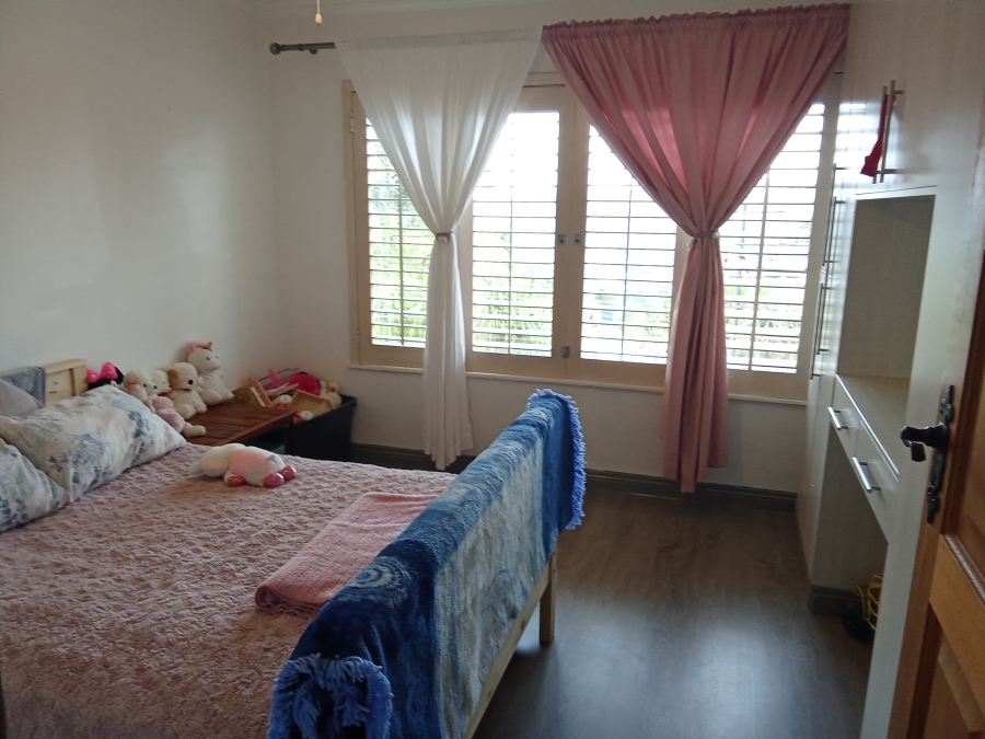 4 Bedroom Property for Sale in Wilro Park Gauteng