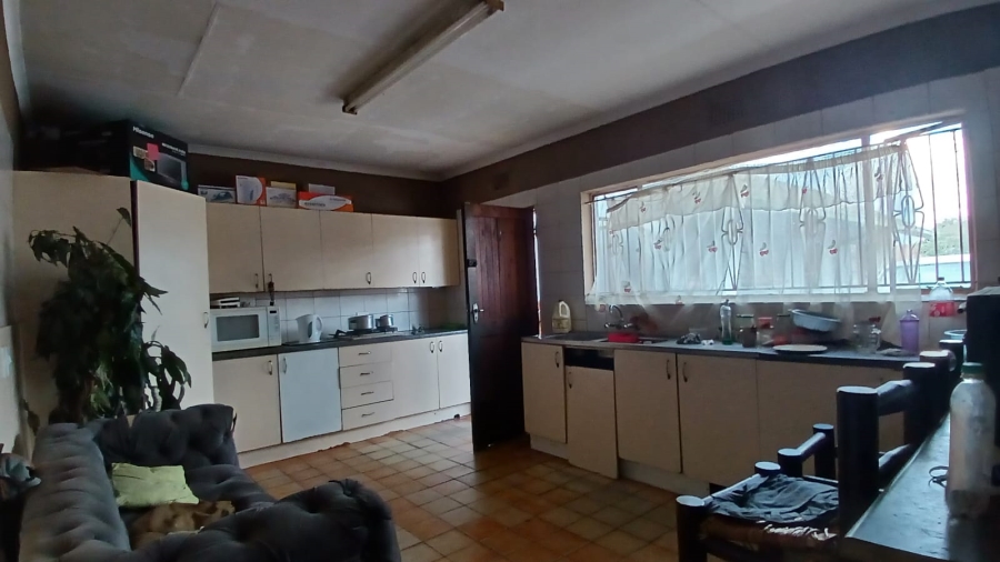 3 Bedroom Property for Sale in Finsbury Gauteng