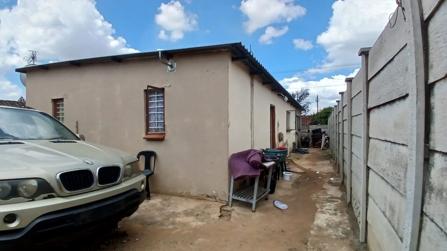 3 Bedroom Property for Sale in Finsbury Gauteng