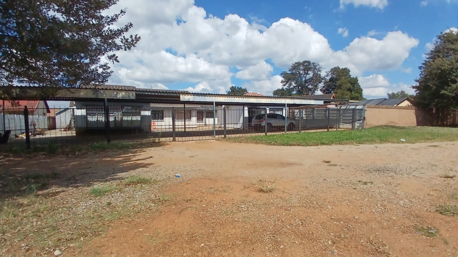 3 Bedroom Property for Sale in Finsbury Gauteng