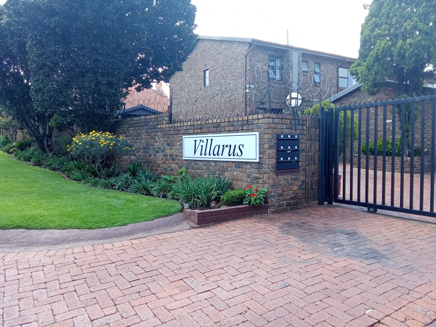 3 Bedroom Property for Sale in Florida Park Gauteng