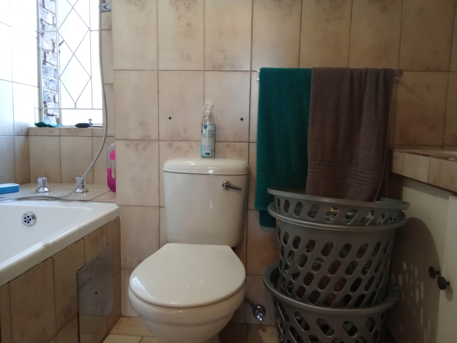 3 Bedroom Property for Sale in Florida Park Gauteng
