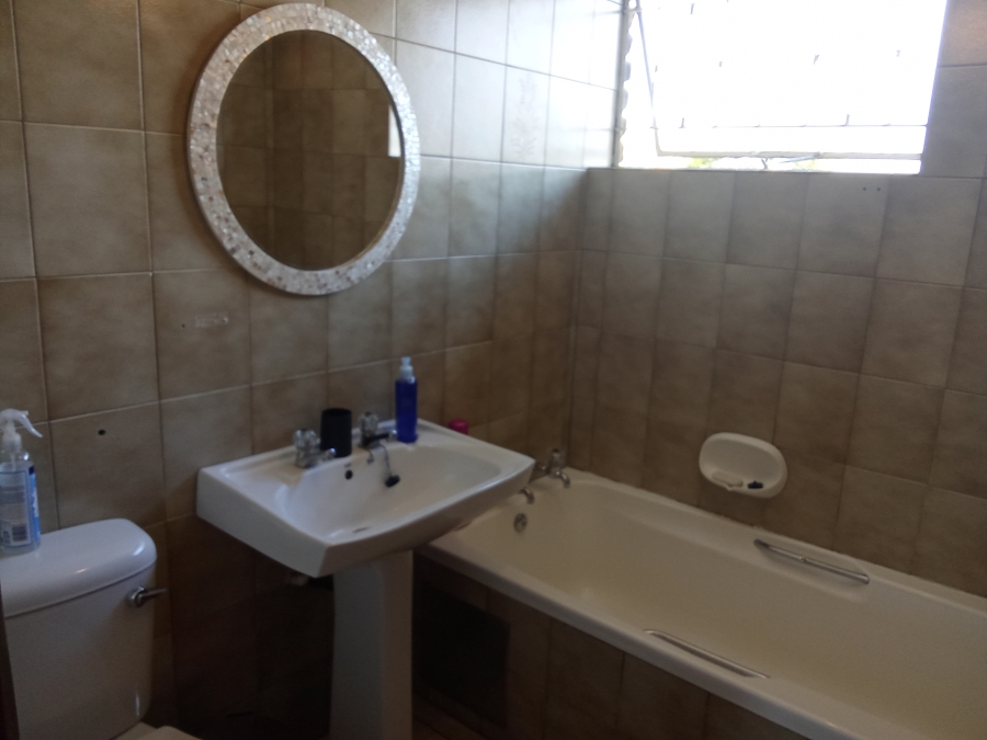 3 Bedroom Property for Sale in Florida Park Gauteng