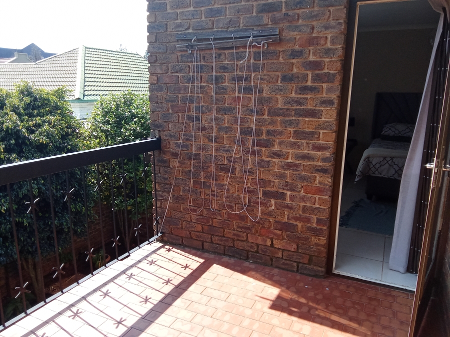 3 Bedroom Property for Sale in Florida Park Gauteng