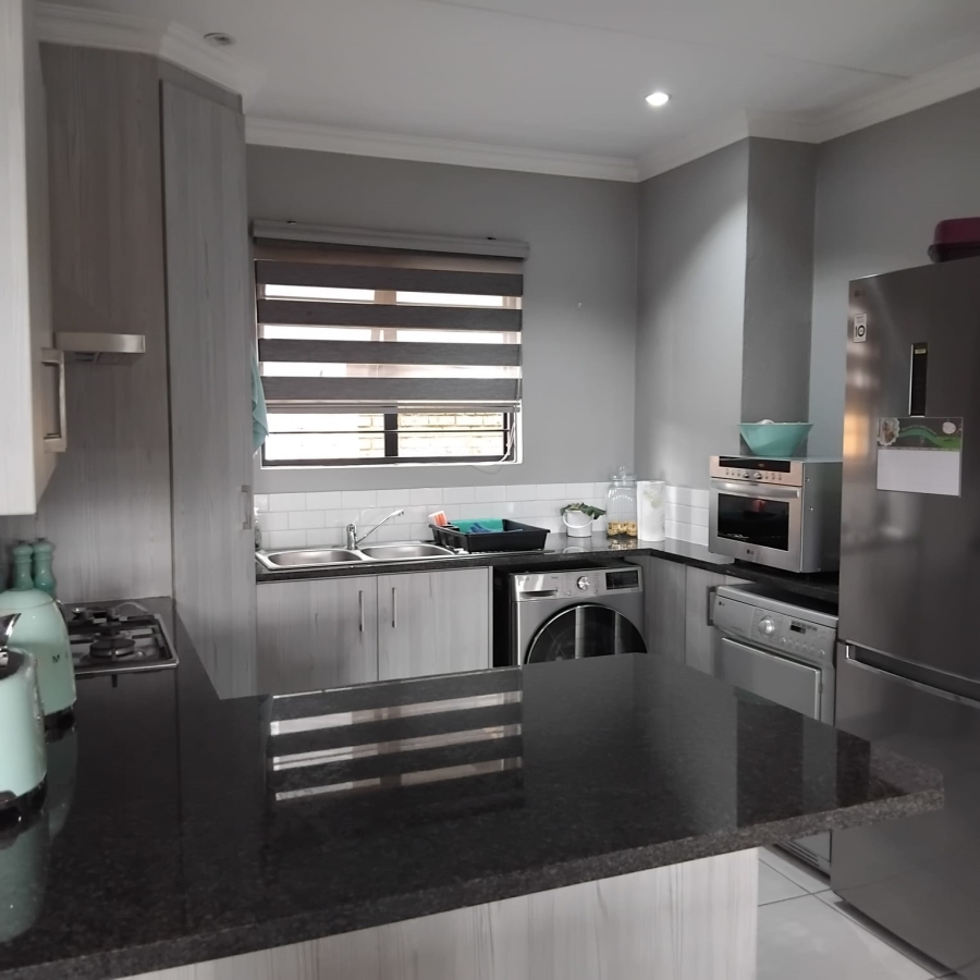 3 Bedroom Property for Sale in Homes Haven Gauteng