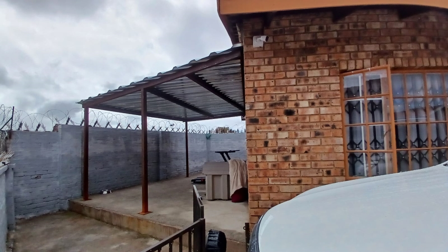 3 Bedroom Property for Sale in Westergloor Gauteng