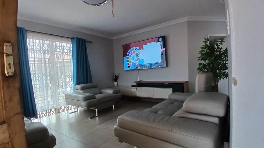 3 Bedroom Property for Sale in Westergloor Gauteng