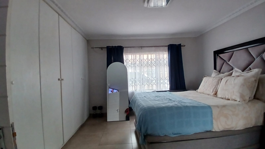 3 Bedroom Property for Sale in Westergloor Gauteng