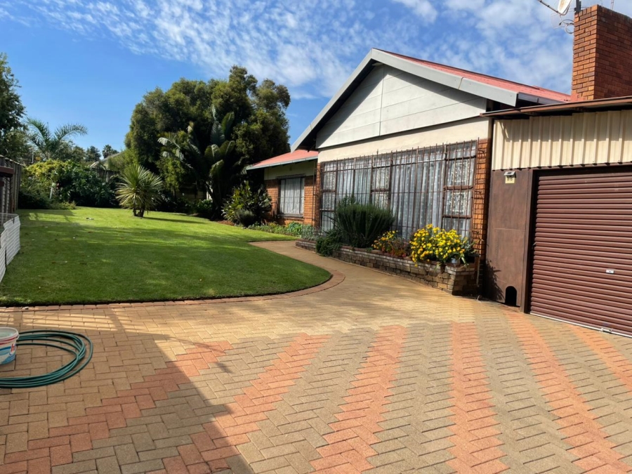 3 Bedroom Property for Sale in Mindalore Gauteng