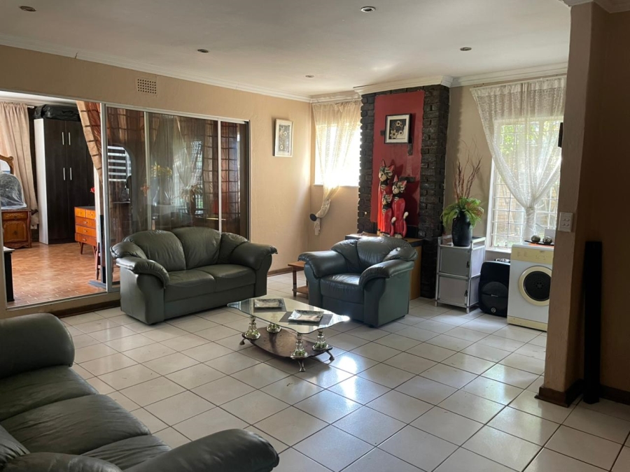 3 Bedroom Property for Sale in Mindalore Gauteng
