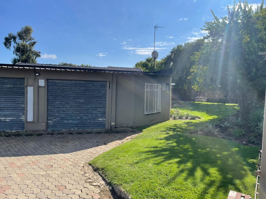 3 Bedroom Property for Sale in Mindalore Gauteng
