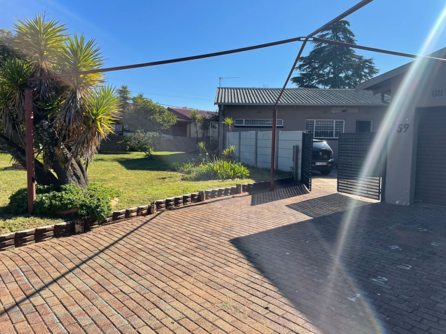 3 Bedroom Property for Sale in Mindalore Gauteng