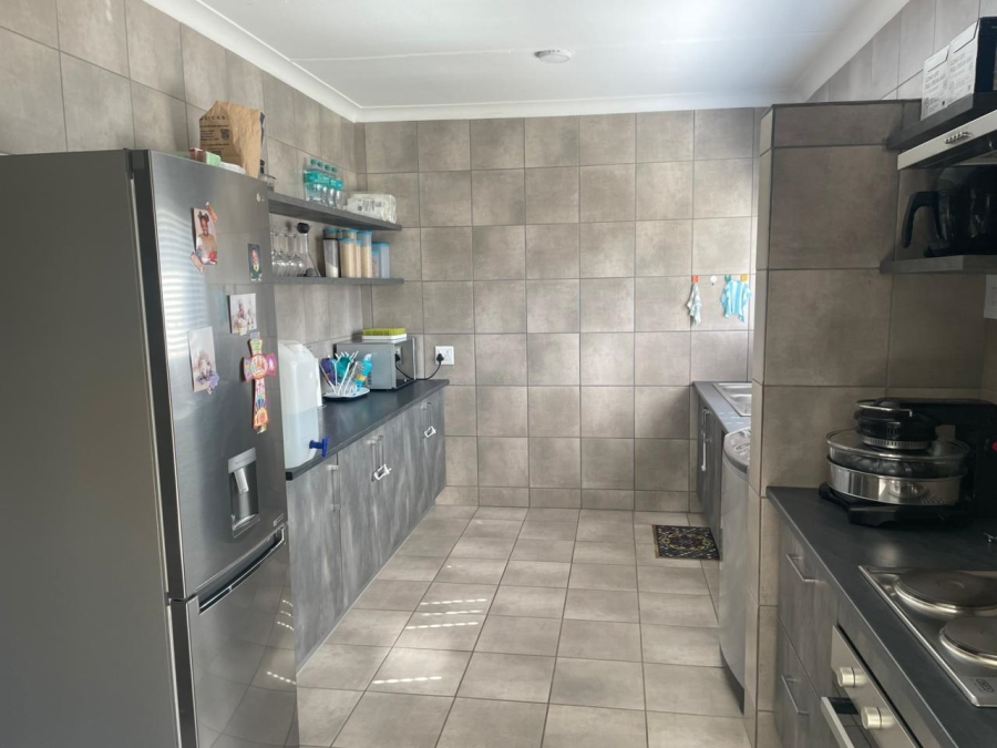 4 Bedroom Property for Sale in Mindalore Gauteng
