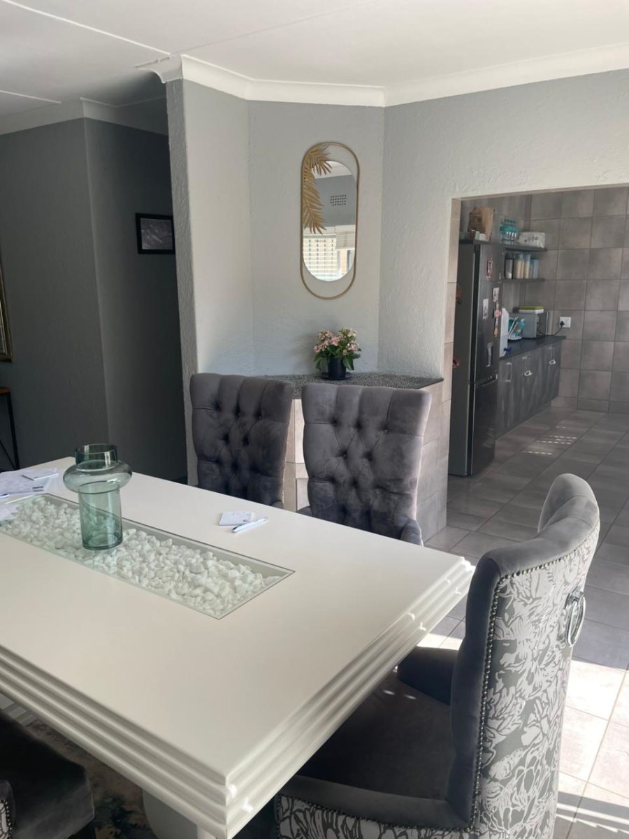 4 Bedroom Property for Sale in Mindalore Gauteng