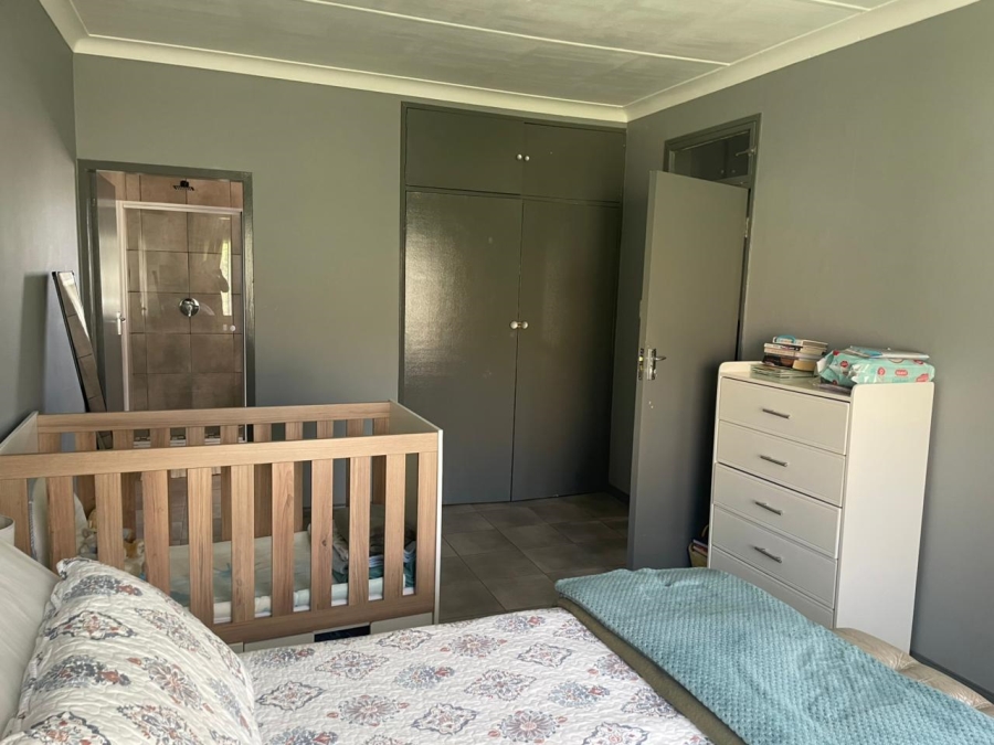 4 Bedroom Property for Sale in Mindalore Gauteng