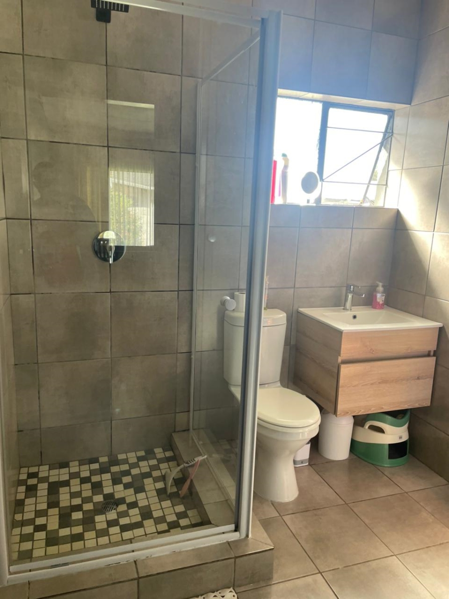 4 Bedroom Property for Sale in Mindalore Gauteng