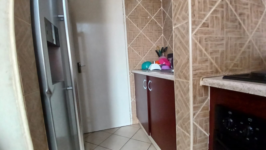 2 Bedroom Property for Sale in Eike Park Gauteng