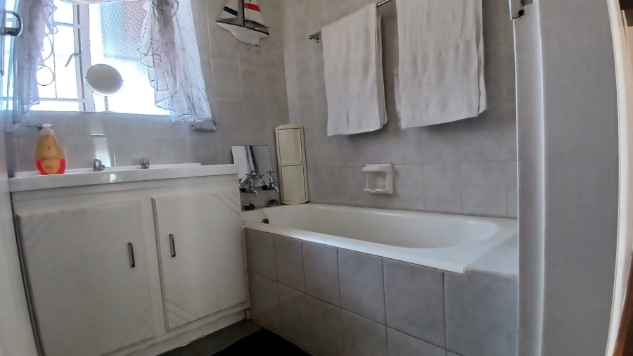 3 Bedroom Property for Sale in Mindalore Gauteng