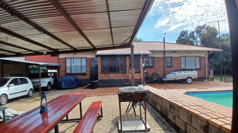 3 Bedroom Property for Sale in Mindalore Gauteng