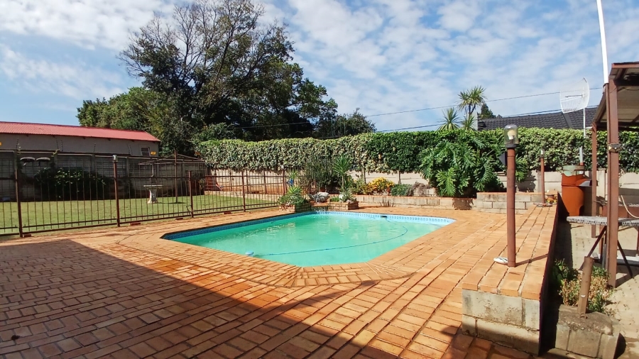 3 Bedroom Property for Sale in Mindalore Gauteng