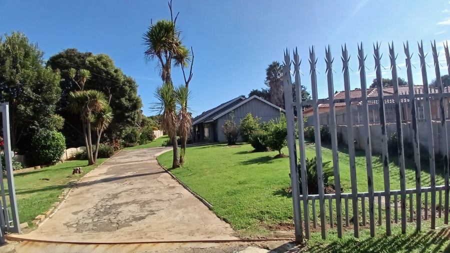 4 Bedroom Property for Sale in Mindalore Gauteng