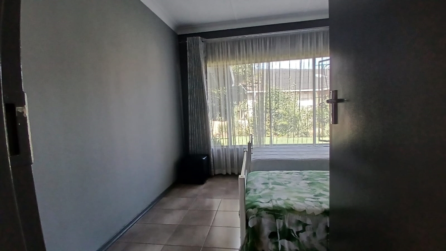 4 Bedroom Property for Sale in Mindalore Gauteng