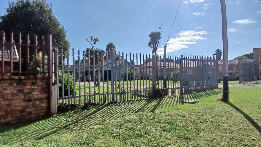 4 Bedroom Property for Sale in Mindalore Gauteng