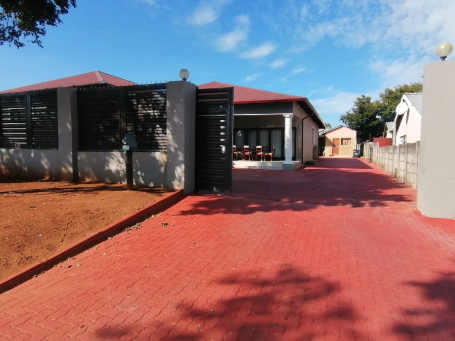 3 Bedroom Property for Sale in Mindalore Gauteng
