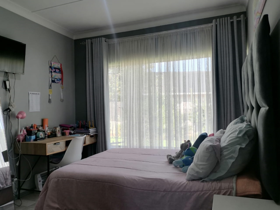 4 Bedroom Property for Sale in Mindalore Gauteng