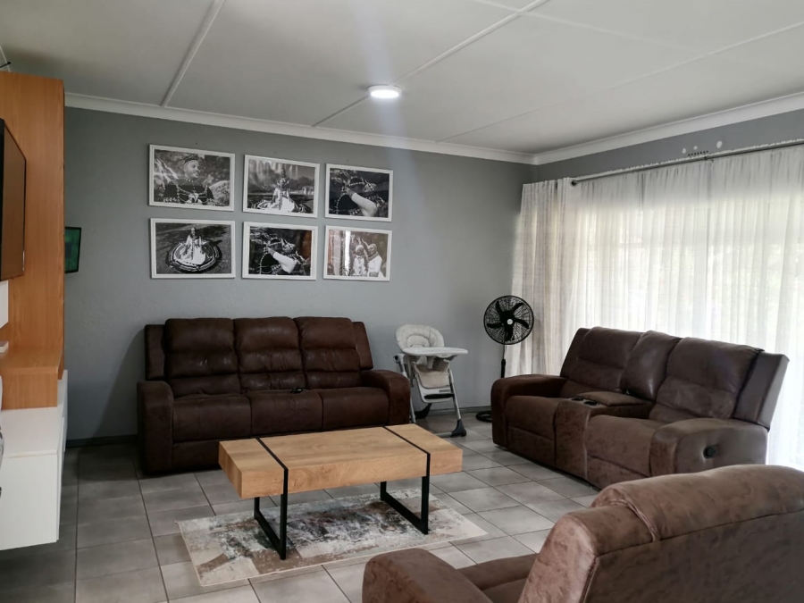 4 Bedroom Property for Sale in Mindalore Gauteng
