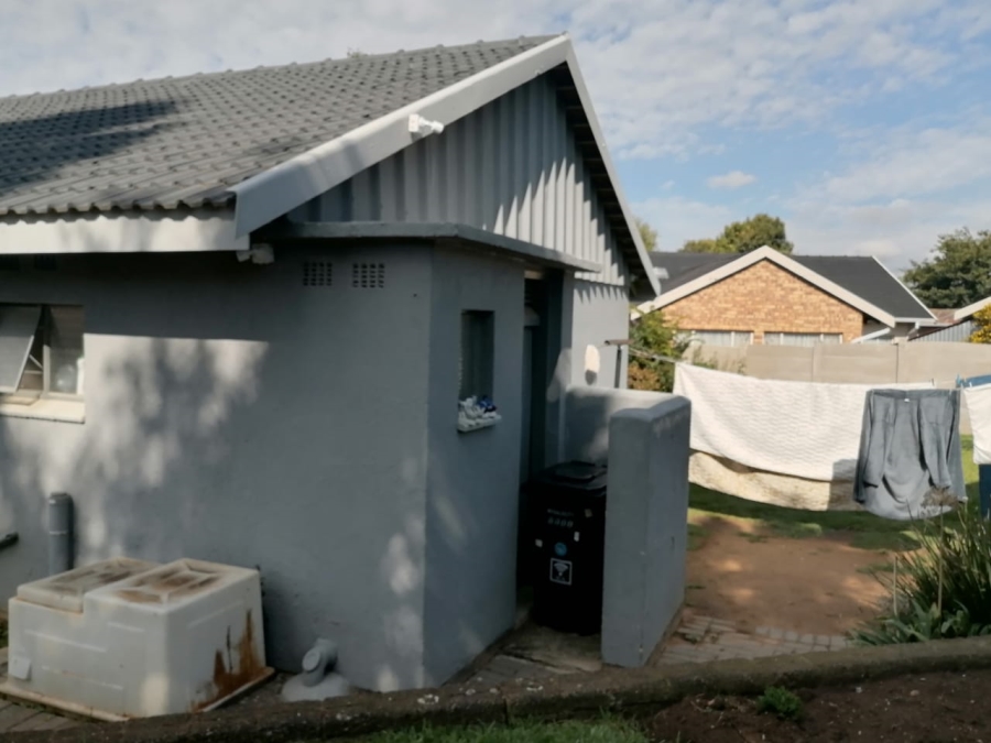 4 Bedroom Property for Sale in Mindalore Gauteng