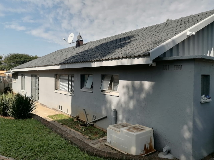4 Bedroom Property for Sale in Mindalore Gauteng