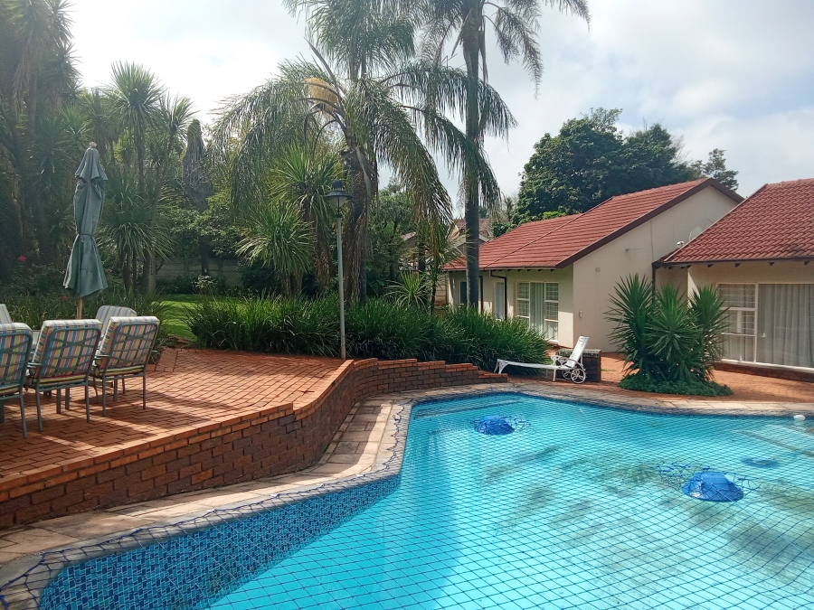 3 Bedroom Property for Sale in Wilro Park Gauteng