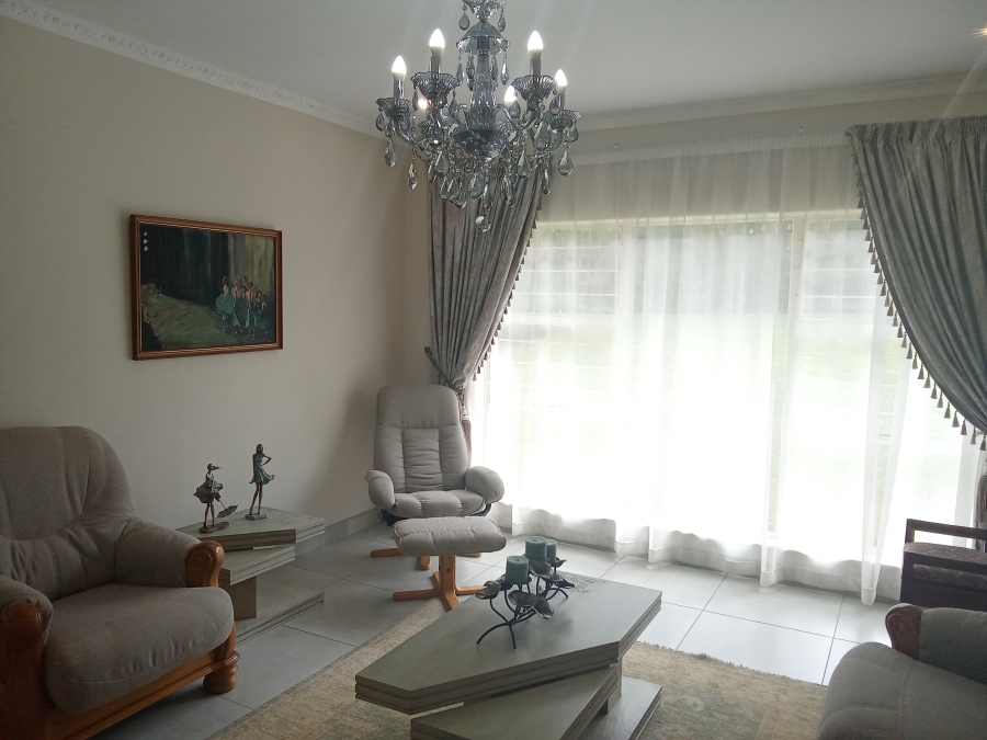 3 Bedroom Property for Sale in Wilro Park Gauteng