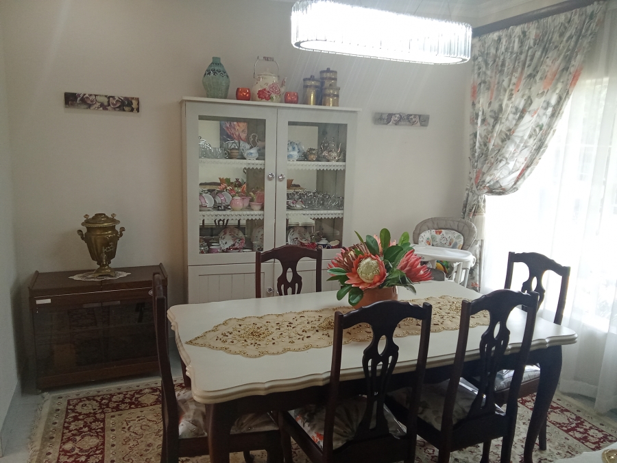 3 Bedroom Property for Sale in Wilro Park Gauteng