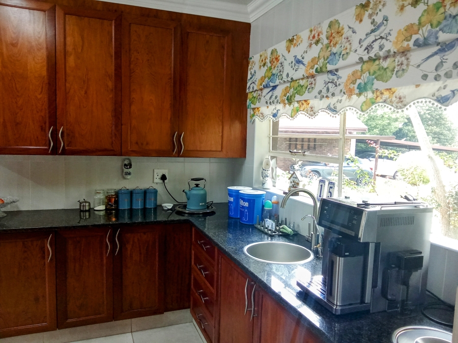 3 Bedroom Property for Sale in Wilro Park Gauteng