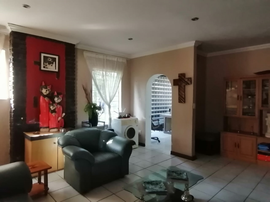 3 Bedroom Property for Sale in Mindalore Gauteng